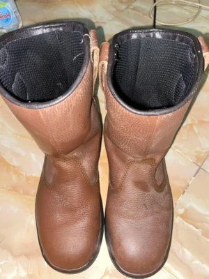 SEPATU SAFETY